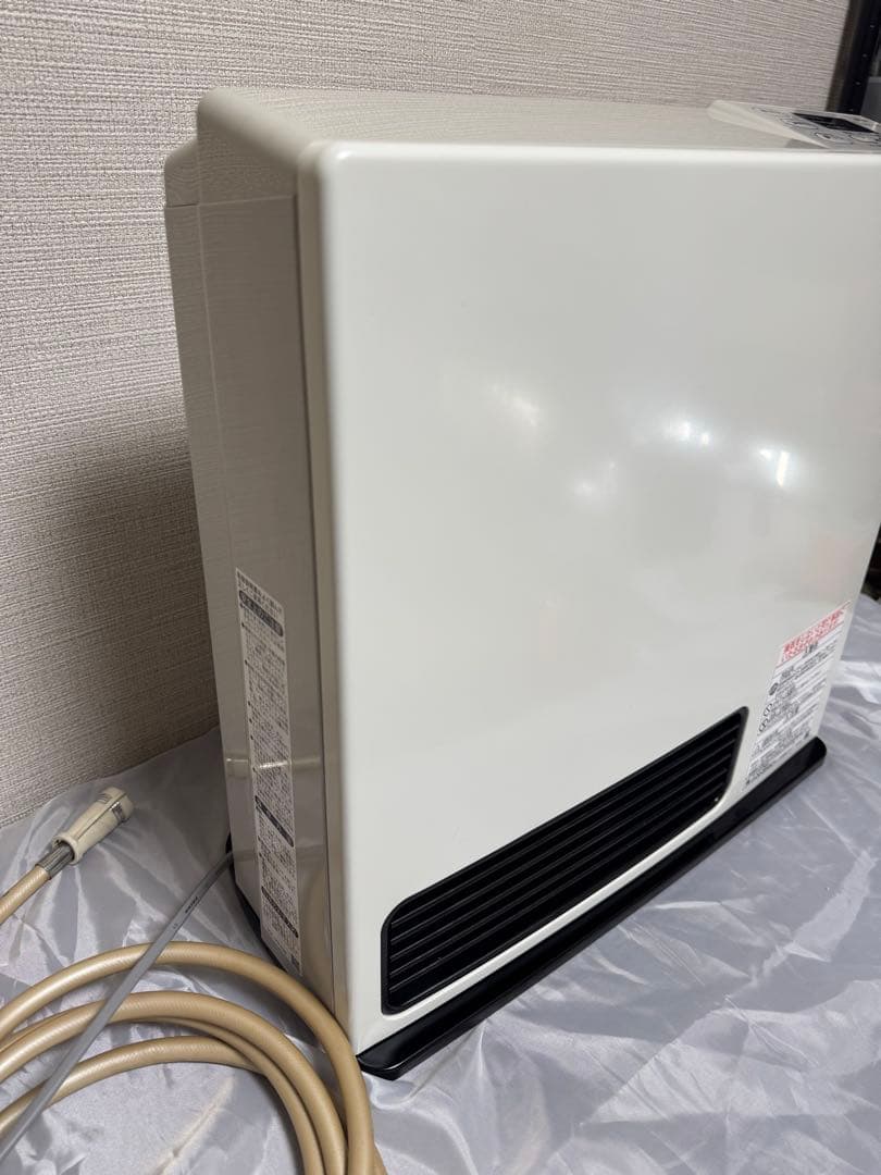 Rinnai 速暖ガスファンヒーター 都市ガス　ガスホース付き