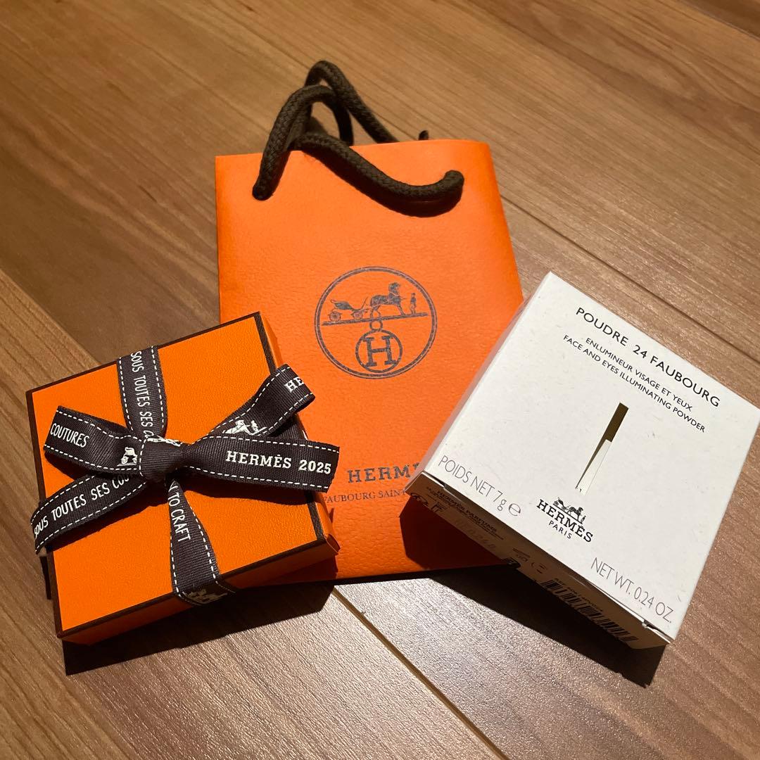 エルメス　フェイスパウダー　プードル24フォーブル　ピンクゴールド