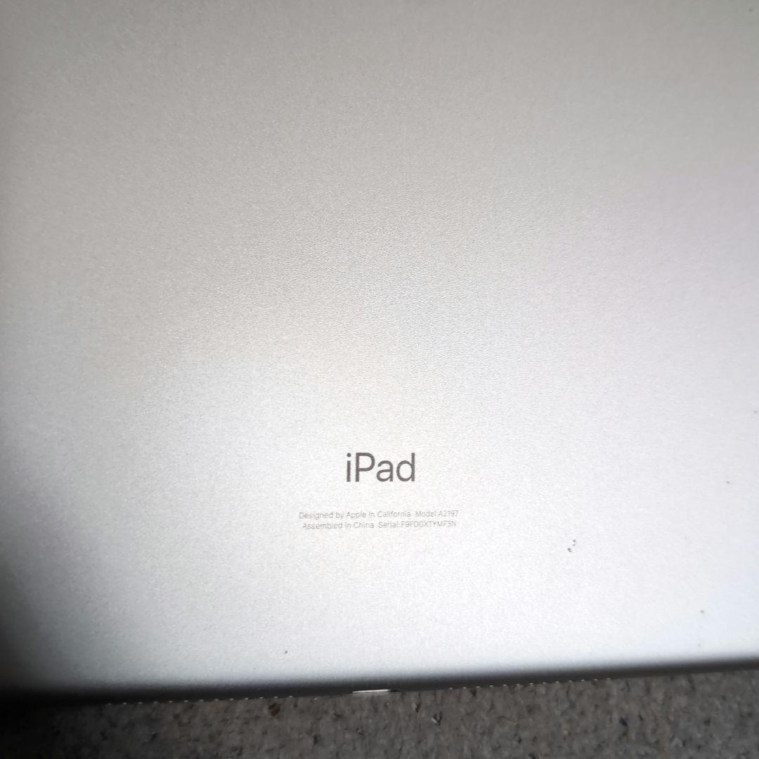 ちゃたジャンクiPad第7世代 32GB シルバー Wi-Fiモデル