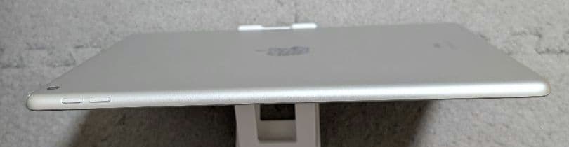 ちゃたジャンクiPad第7世代 32GB シルバー Wi-Fiモデル