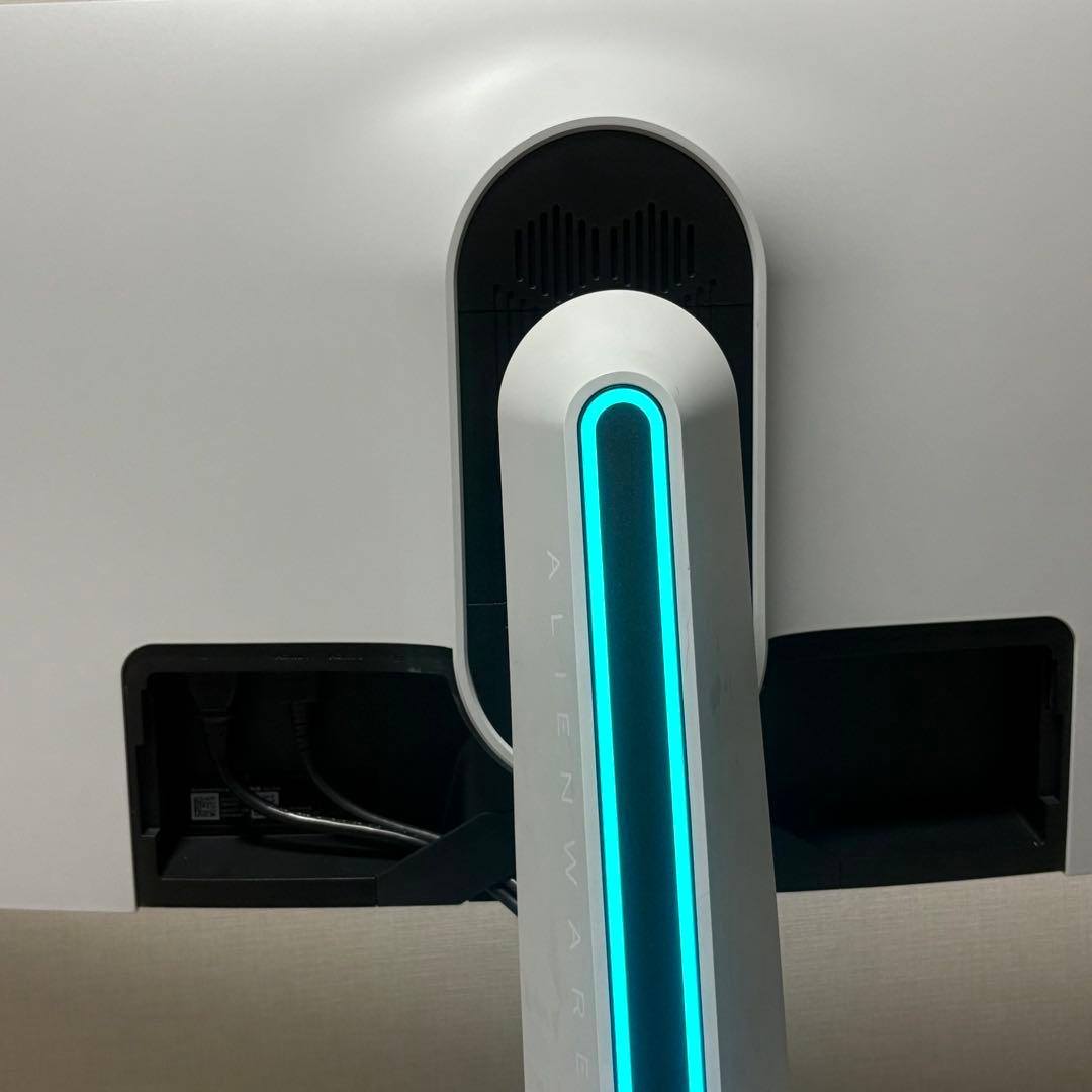 Alienware AW3821DW ゲーミングモニター