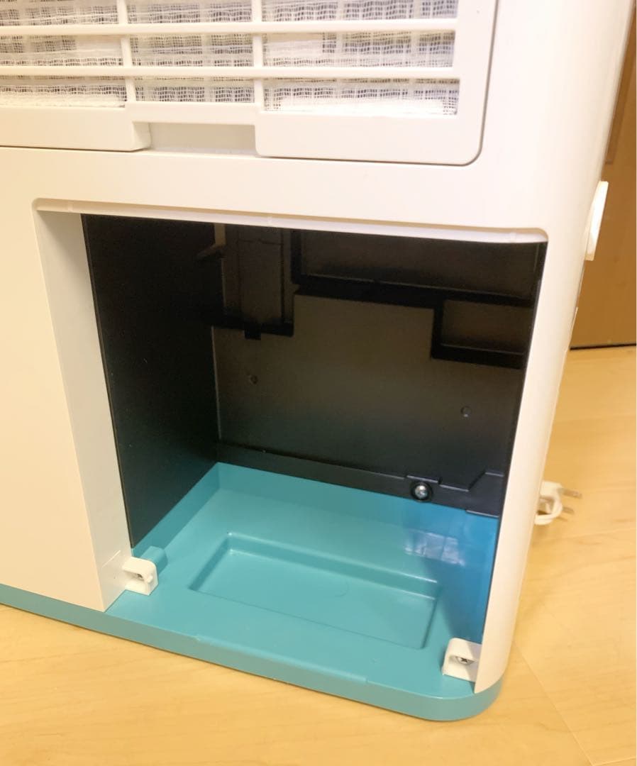 値下げ！【美品】コロナ　衣類乾燥除湿機 コンプレッサー方式 CD-S6320-W