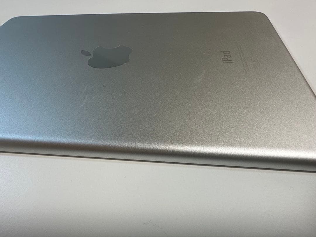 iPad mini4 128GB Wi-Fiモデル