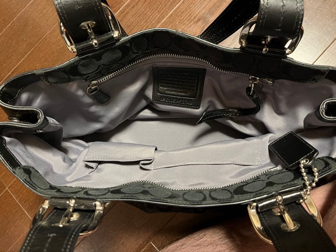 R*a様 COACH ブラックレザー　トートバッグ