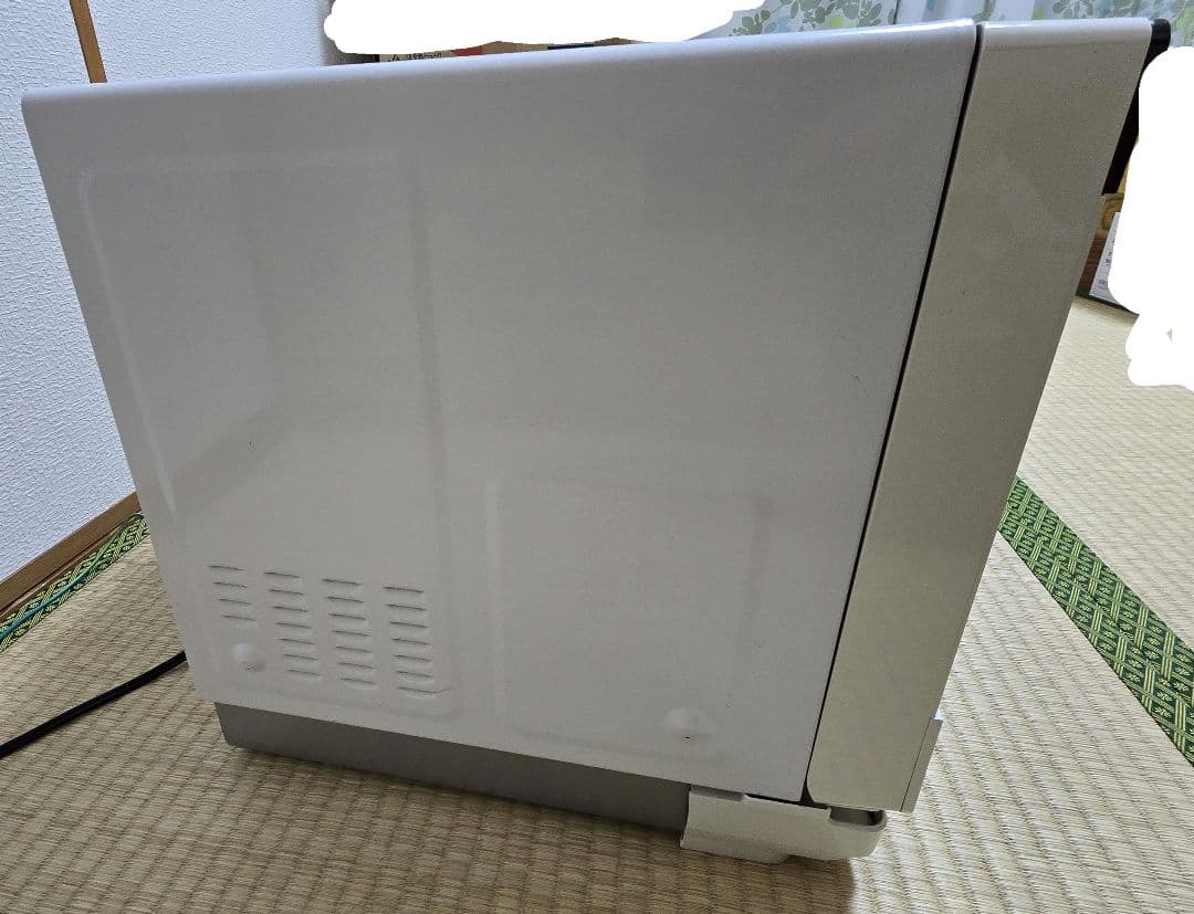 TOSHIBA 東芝 石窯ドームER-ND8(W) 2015年度製