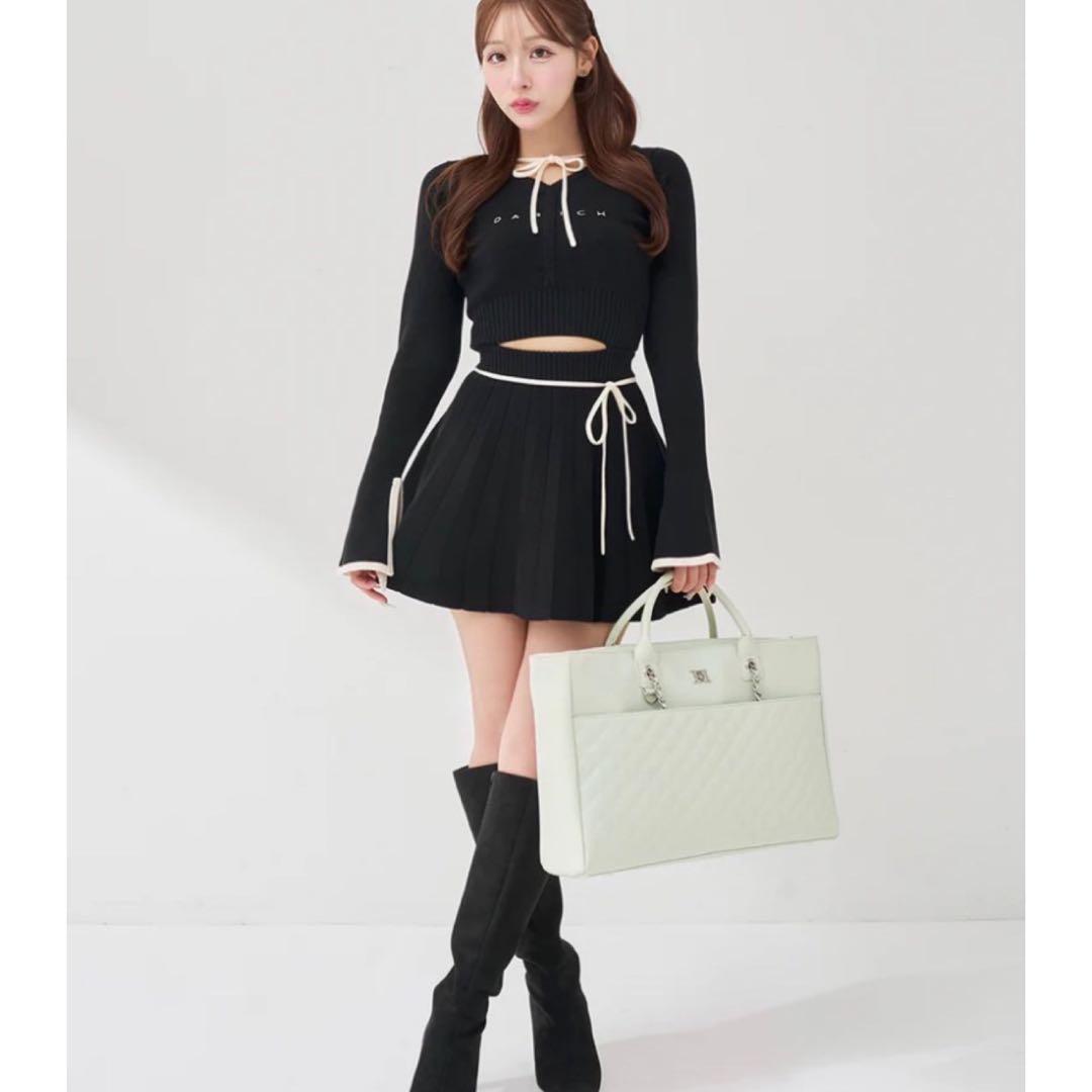 新品未開封　ダーリッチ　ニットミニワンピース　FREE ブラック