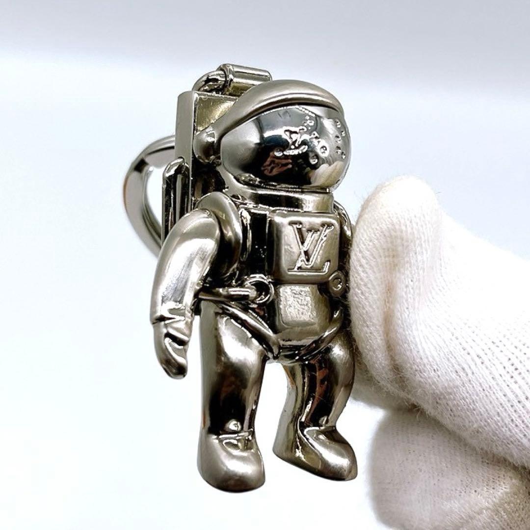 LOUIS VUITTON ルイヴィトン　ポルトクレ　スペースマン　宇宙飛行士