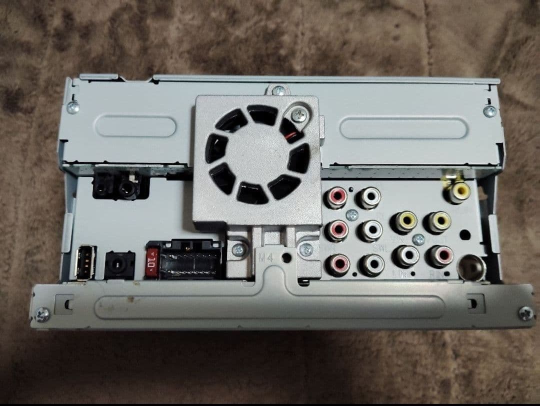 スズキ純正ディスプレイオーディオ　PVHー9300DVSZS