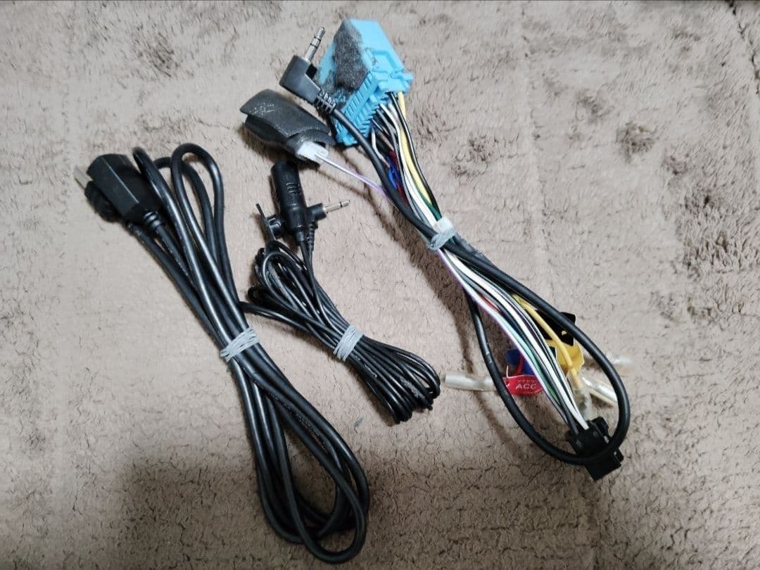 スズキ純正ディスプレイオーディオ　PVHー9300DVSZS