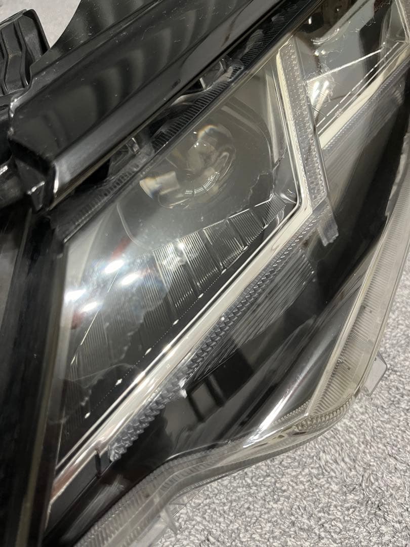 80　50カムリ後期 社外ヘッドライト