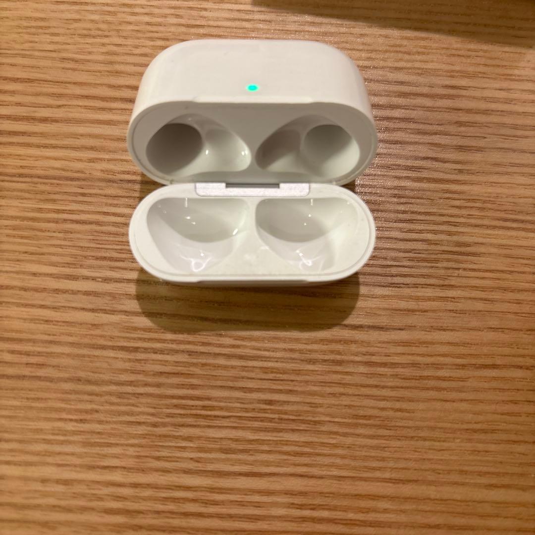 Apple AirPods 4 ANC 右耳のみ ケース 正規品