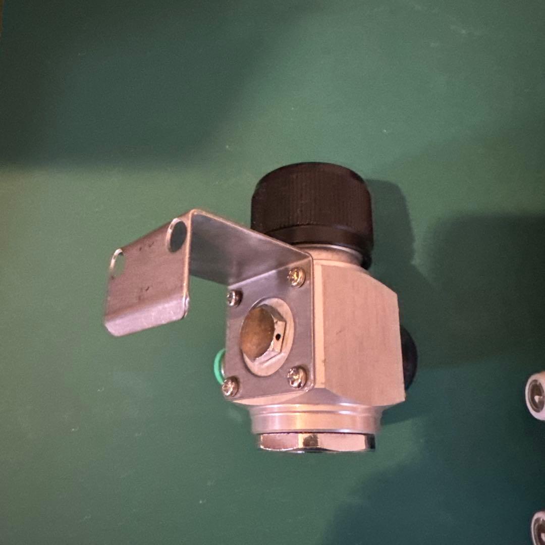 ビールサーバー用ミニガス減圧弁&ミニガス5本