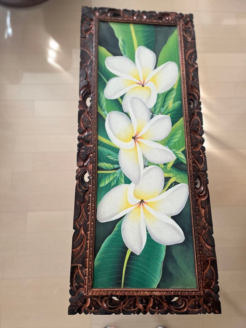 まるもり　　プルメリアの絵画（彫刻フレーム付き）