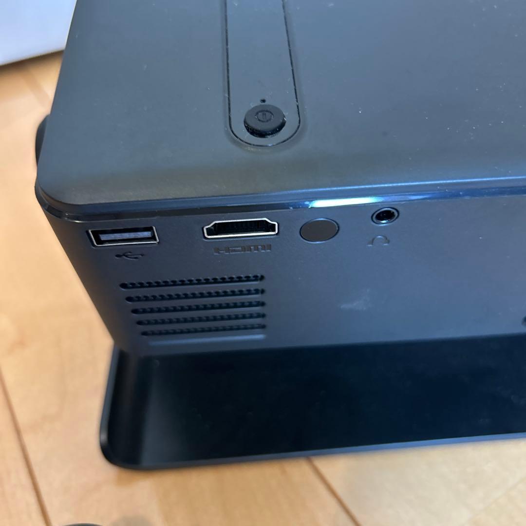 プロジェクター家庭用 小型 600ANSI 4K対応 MX1ブラック　ほぼ新品