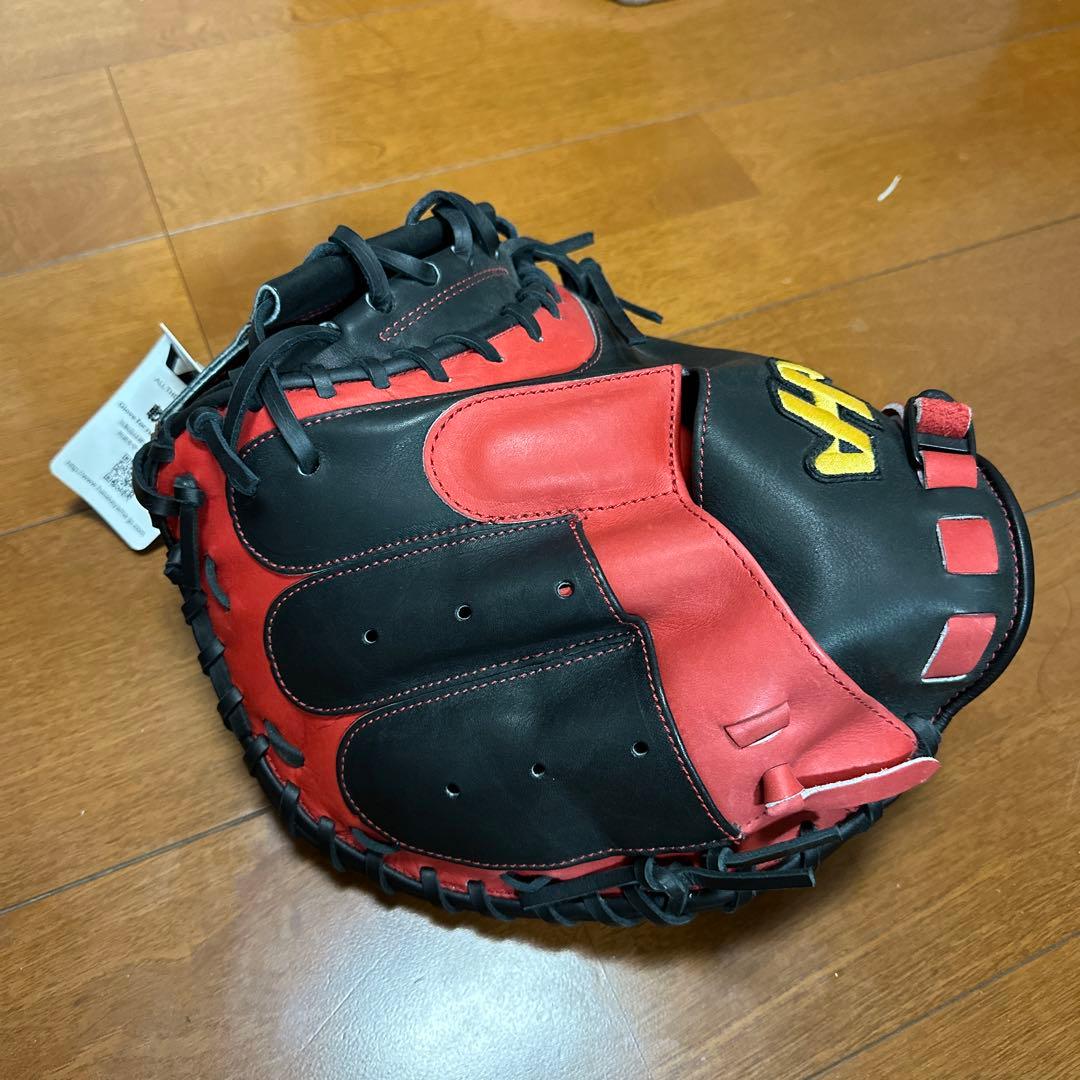 HATAKEYAMA 軟式グローブ 右投げ 黒/赤