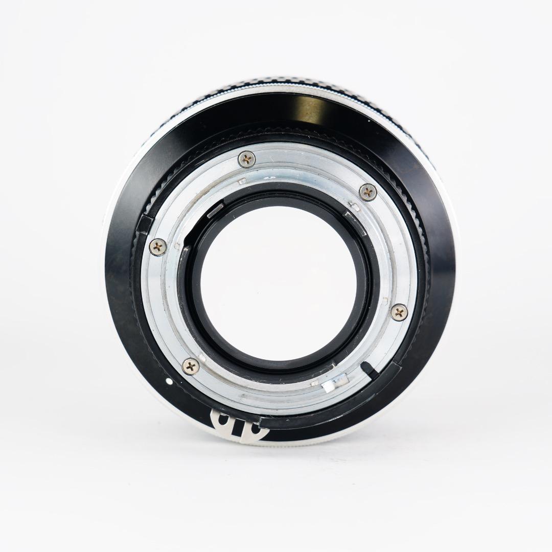 【極美品】動作◎ ニコン Ai-s Nikkor 85mm F1.4 257