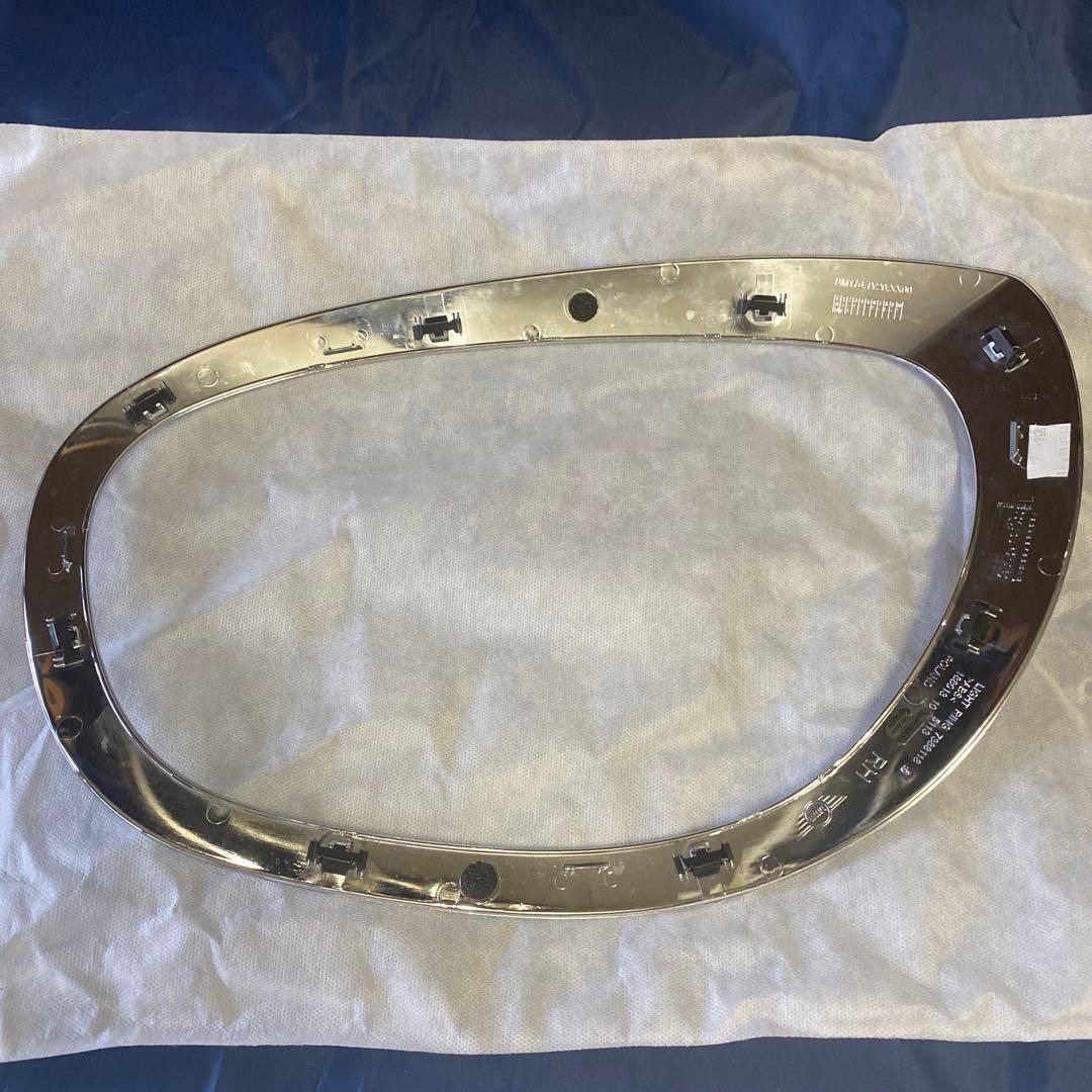 MINI クロスオーバー F60後期 純正ヘッドライト トリム 左右セット