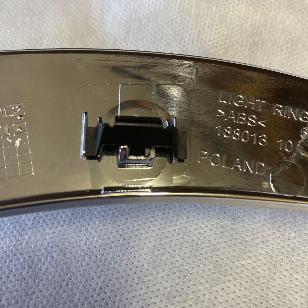 MINI クロスオーバー F60後期 純正ヘッドライト トリム 左右セット