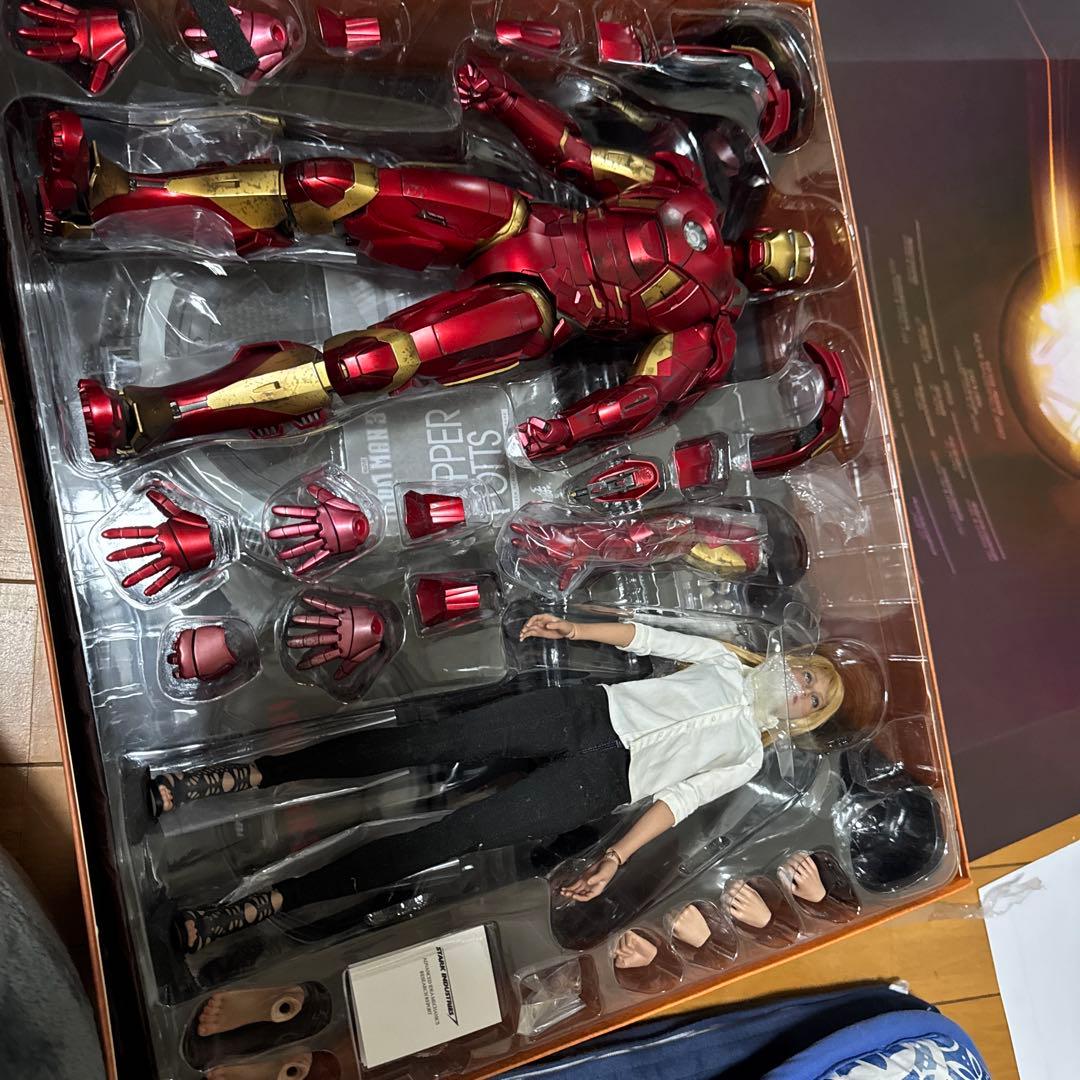 アイアンマン ペッパーポッツ& Mark IX ホットトイズフィギュア