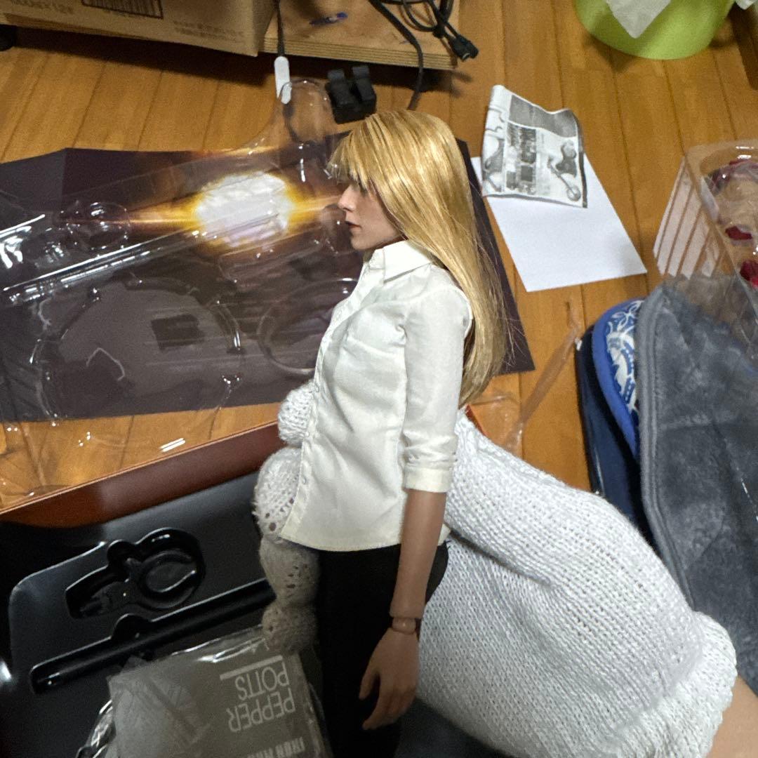 アイアンマン ペッパーポッツ& Mark IX ホットトイズフィギュア