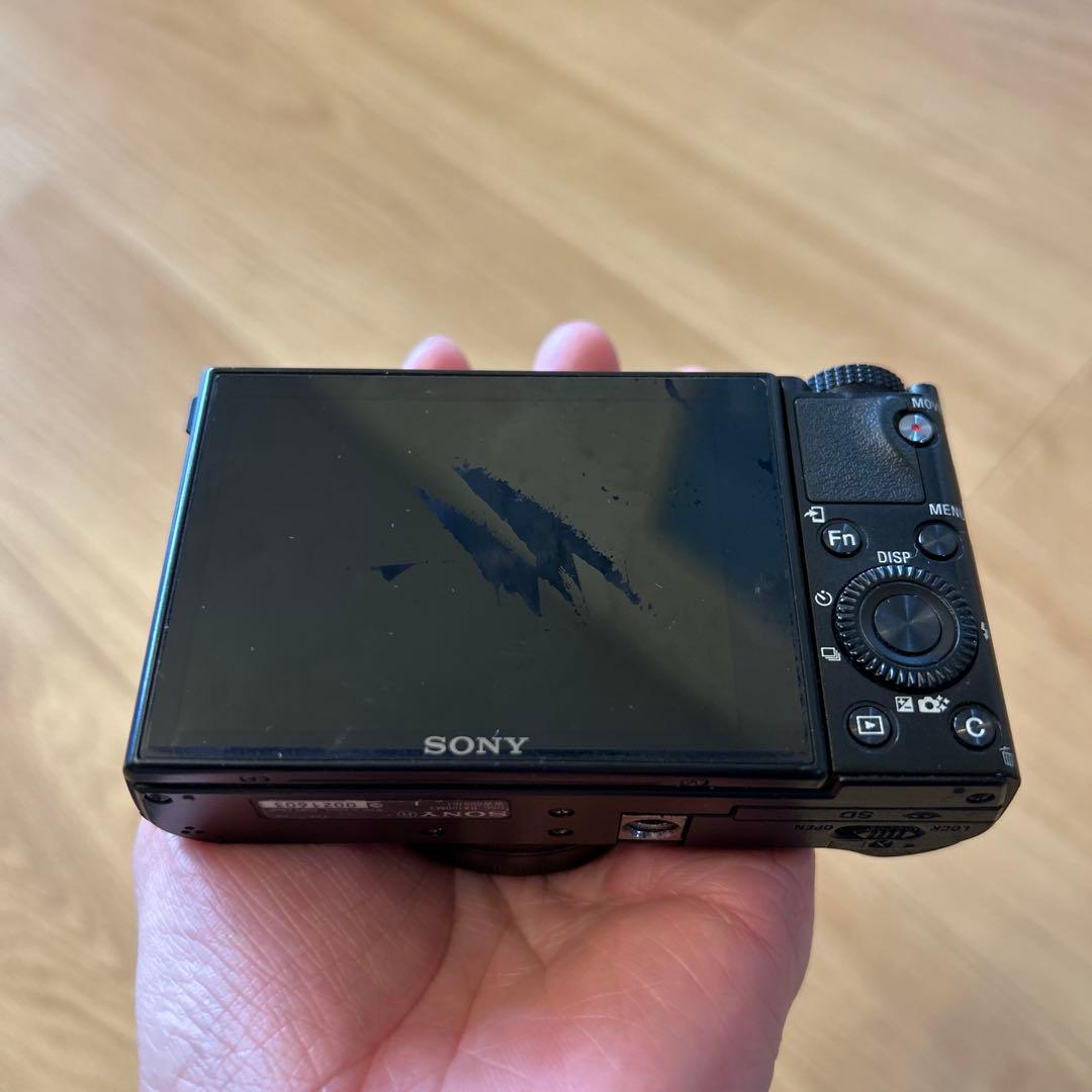 SONY コンパクトカメラRX100Ⅲ