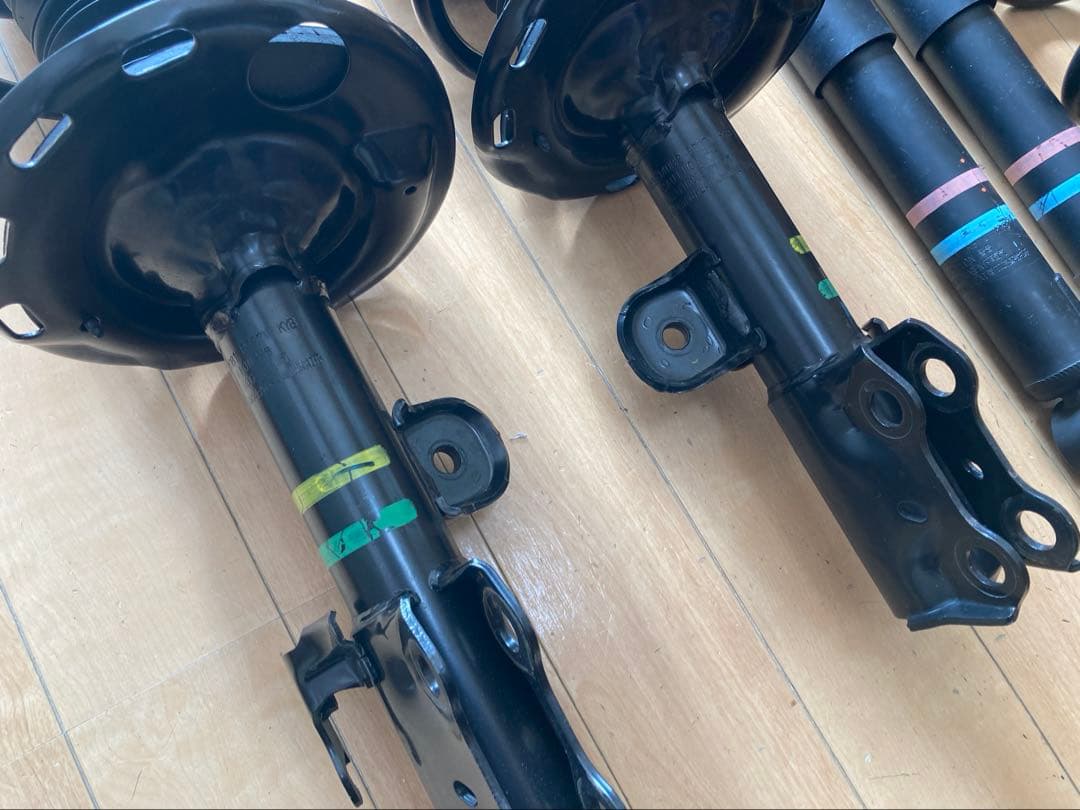 ★AGH30W アルファード ヴェルファイア 純正 サスキット