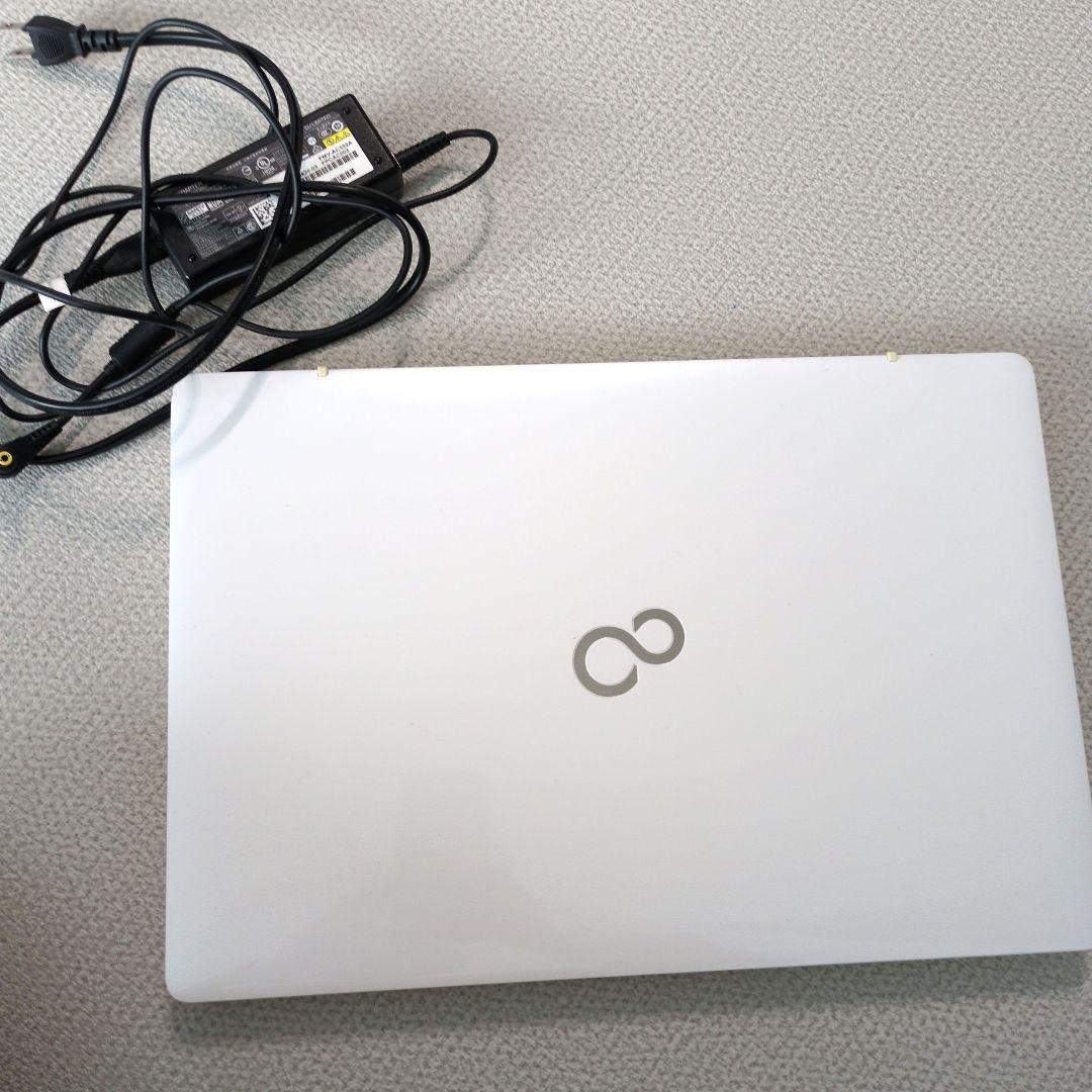 【富士通】ノートパソコン(AH44/D)15.6型ワイド