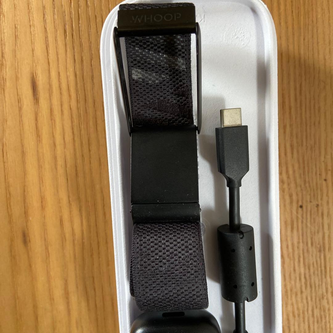 WHOOP 4.0 フィットネストラッカー ブラック