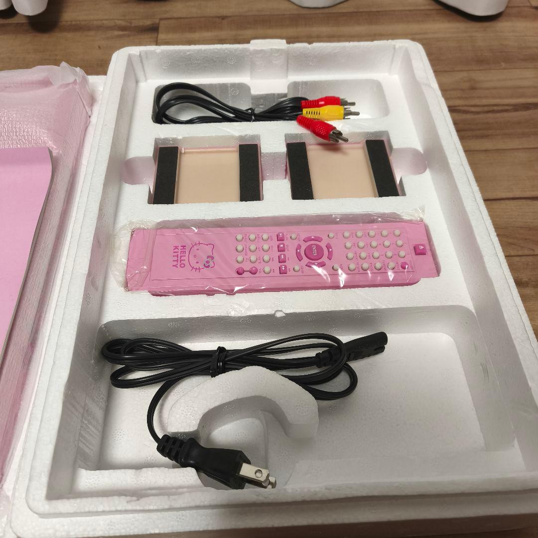 激レア希少 【ハローキティ】 スロットインDVDプレーヤー 未使用