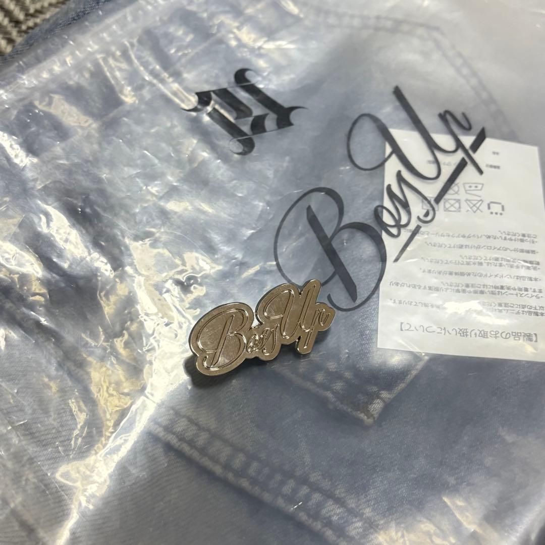 Boss up ✴︎ フレアデニムパンツ