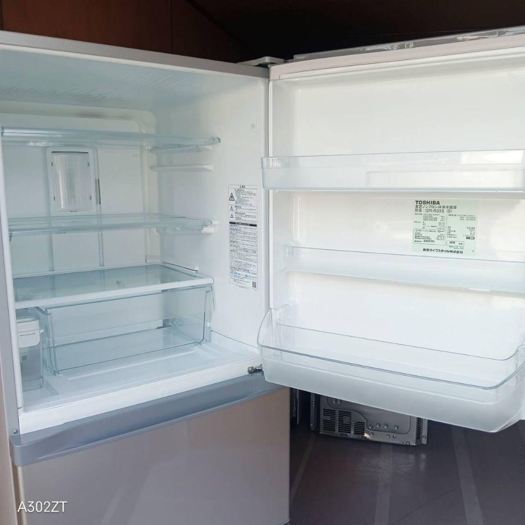 D099 送料設置無料 東芝　人気モデル自動製氷機能付き大型冷蔵庫　330L