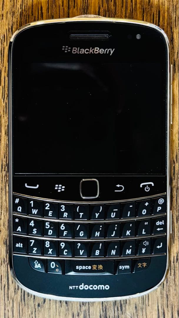 【未使用】 BlackBerry Bold 9900 black