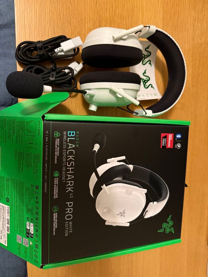 Razer BLACKSHARK V2 PRO ワイヤレス