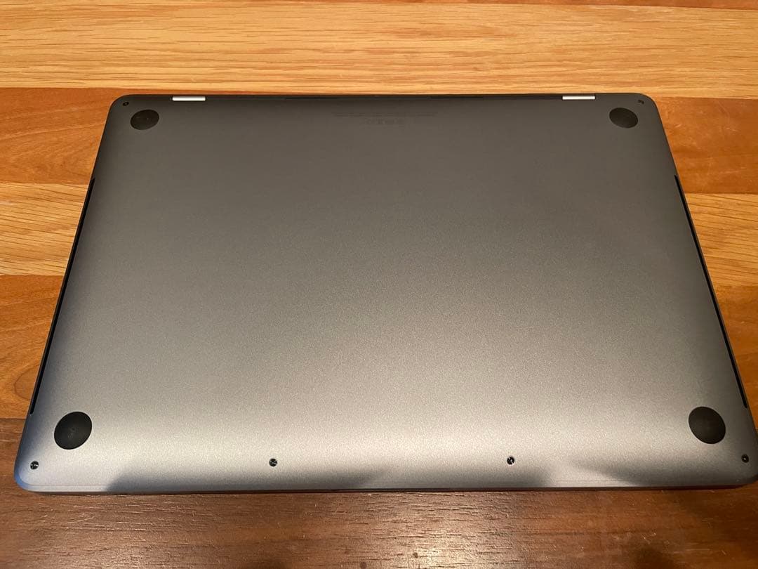 MacBook Pro 13.3 MWP42J/A 英字版 スペースグレイ