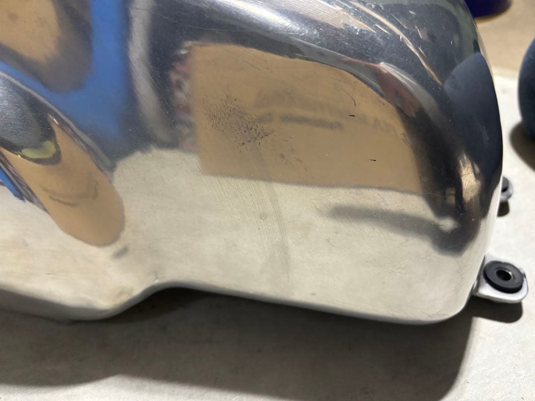 SR400 メタリックシルバータンク B級品