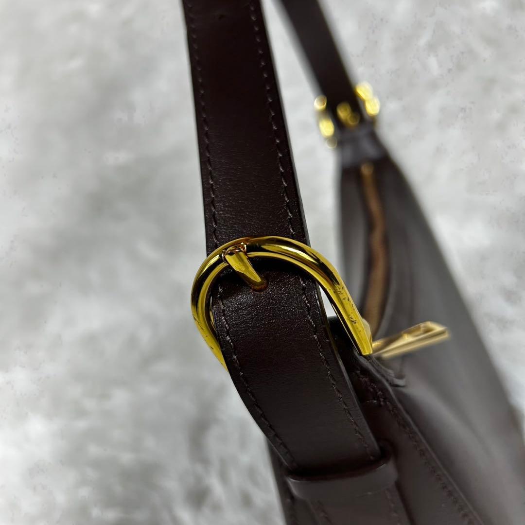 極美品✨クリスチャンヴィラ　ラウンドショルダーバッグ ハーフムーン ブラウン