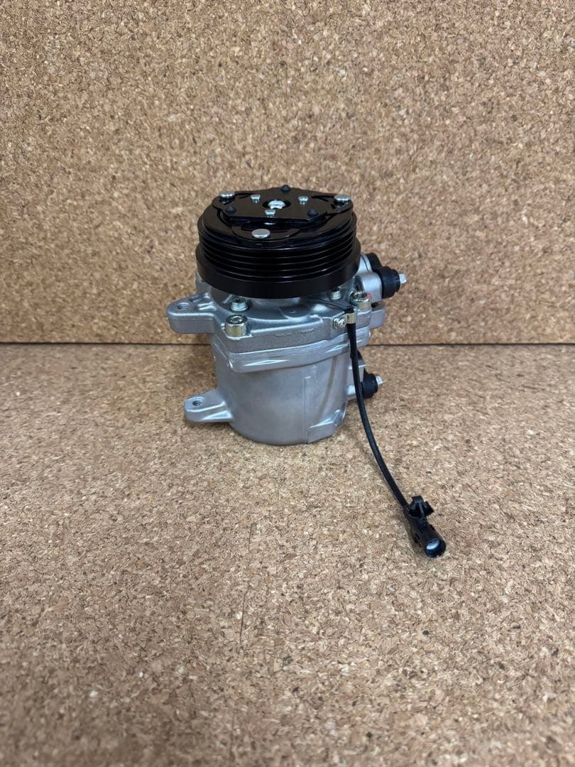 MH23SワゴンR リビルトACコンプレッサー 未使用 長期在庫 MK21S