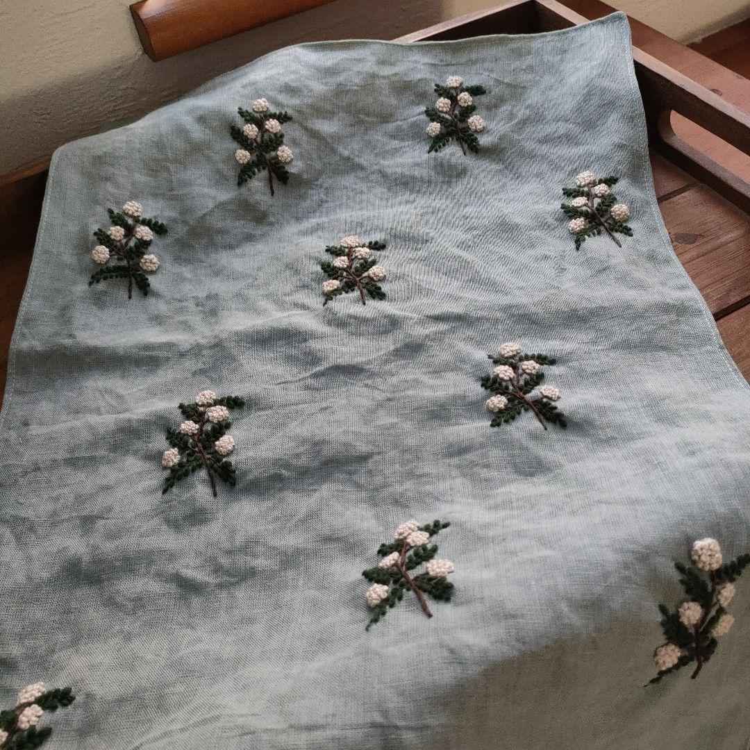 【あん様オーダー専用ページ】リネン刺繍　マルチクロス