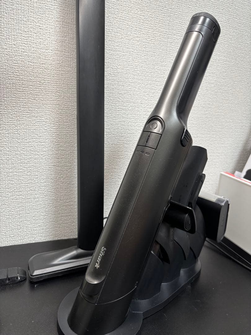 スティッククリーナー本体 黒 充電スタンド付き