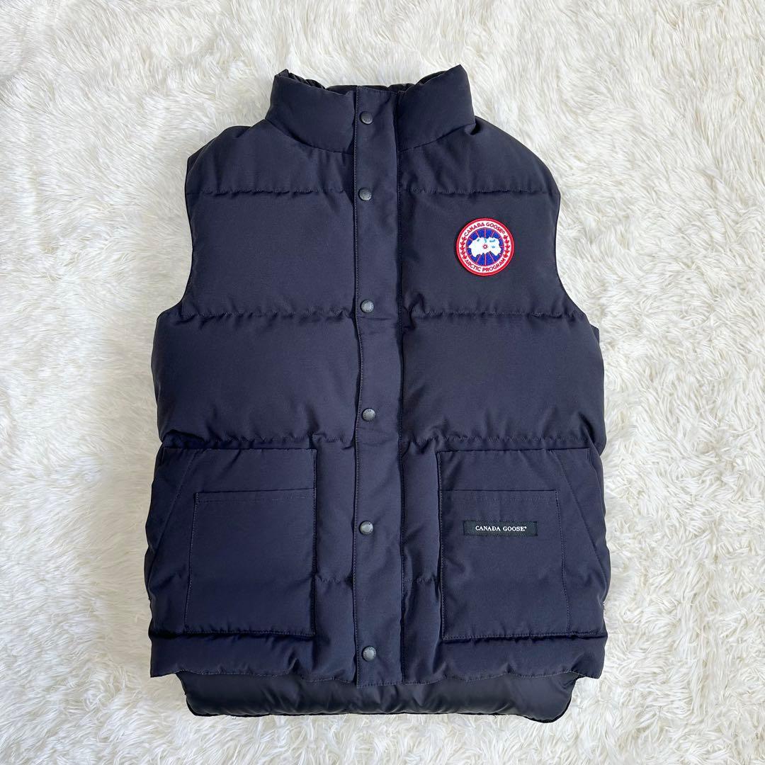 極美品 カナダグース フリースタイル ネイビー ダウンベスト ロゴワッペン XS
