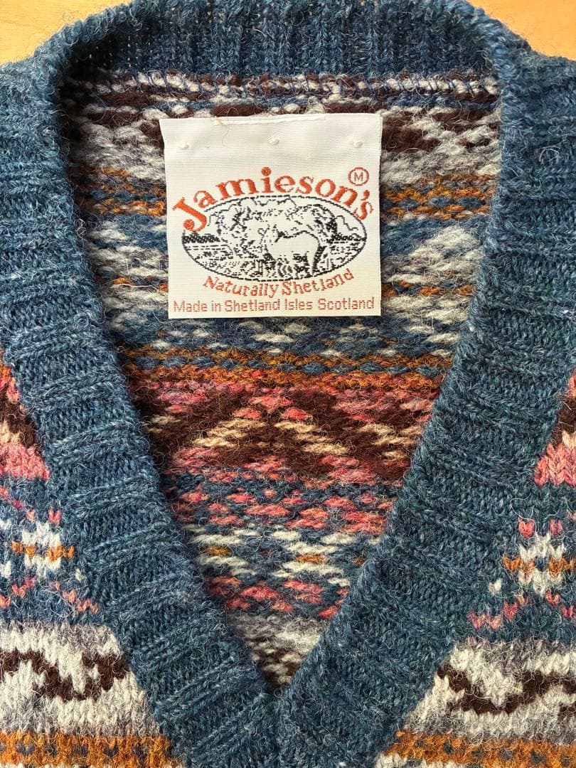 【美品】ジャミーソンズ（Jamieson's ）フェアアイル柄 ベスト