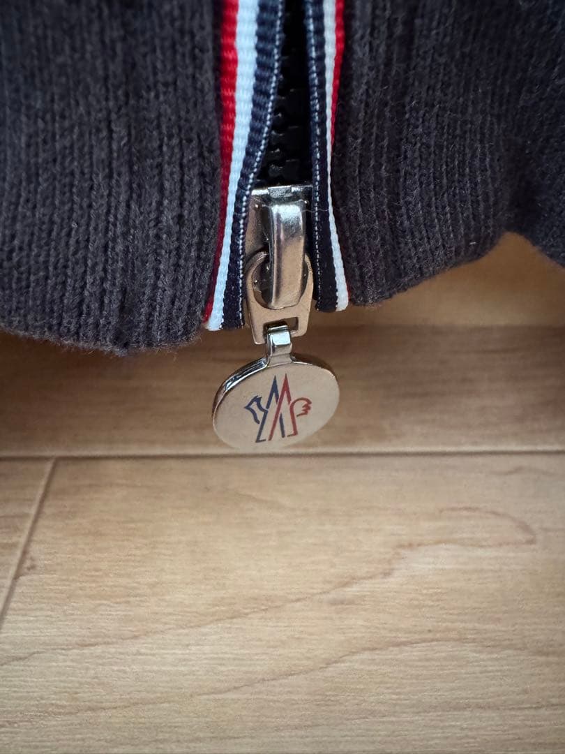 美品モンクレール　サイズXL スウェット素材