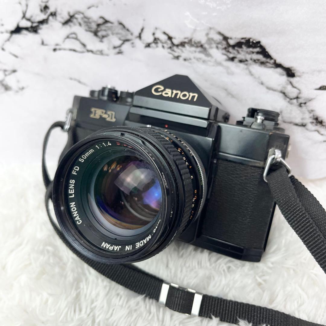 フィルム一眼レフカメラ Canon F-1 FD 50mm f/1.4レンズ