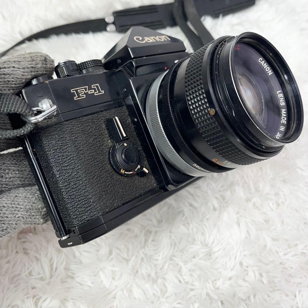 フィルム一眼レフカメラ Canon F-1 FD 50mm f/1.4レンズ