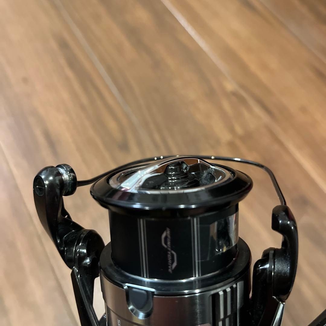 SHIMANO Vanquish 4000MHG スピニングリール