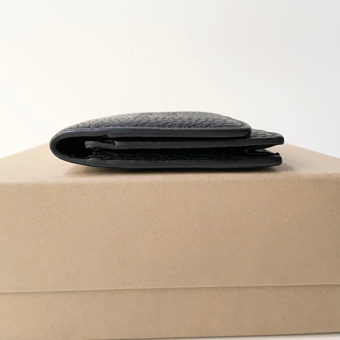 BURBERRY バーバリー カードケース 名刺入れ 型押し ロゴ ほぼ新品