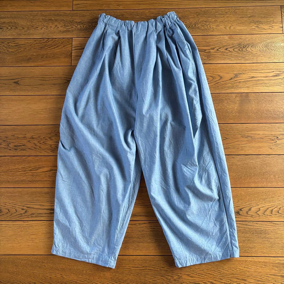 manna１度着用の美品⭐︎ミズイロインド シャンブレーワイドカーゴパンツ