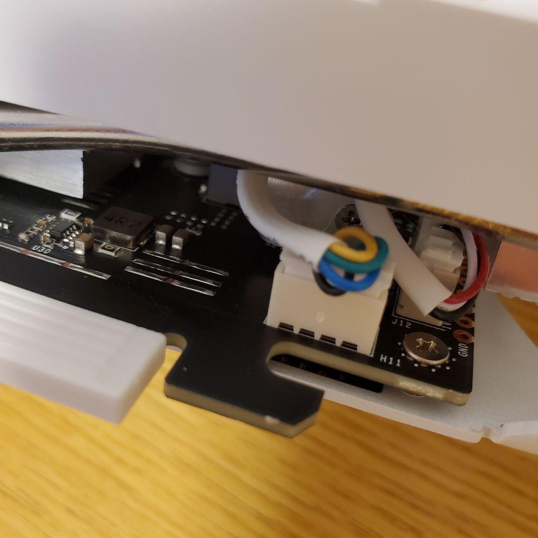 RTX 4060 8GB グラボ 玄人志向 NVIDIA GEFORCE 白色