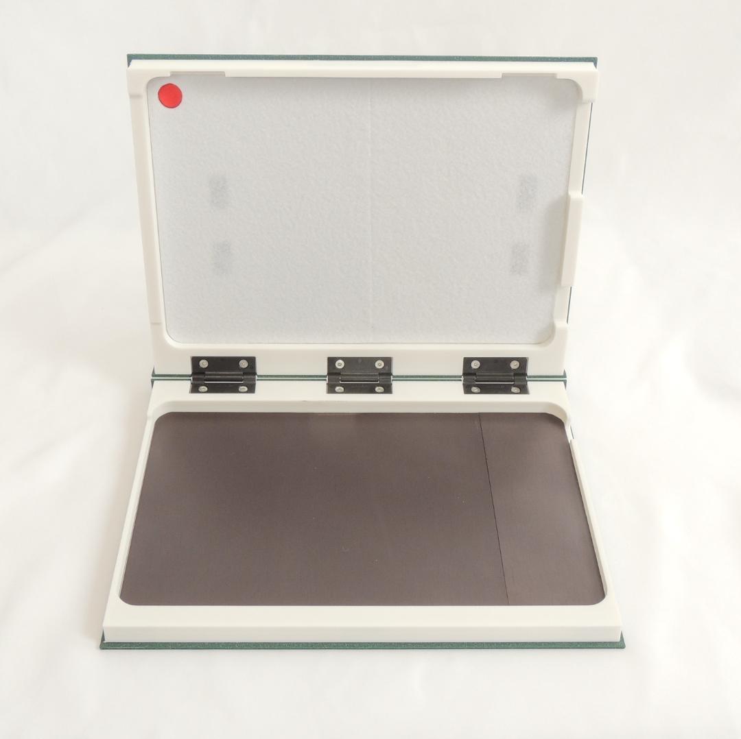 IdeaPad Duet専用3Dプリント・ハードケース【竜の魔導書】