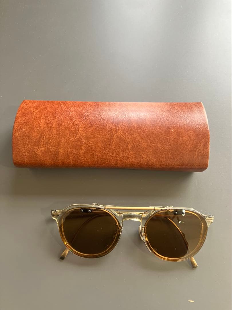 金子眼鏡　クリップオン 付き サングラス